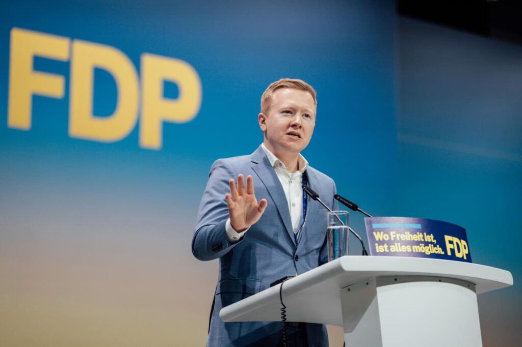 Rückführungen: Wilkes Schönrechnen und Wegreden stärkt Populisten